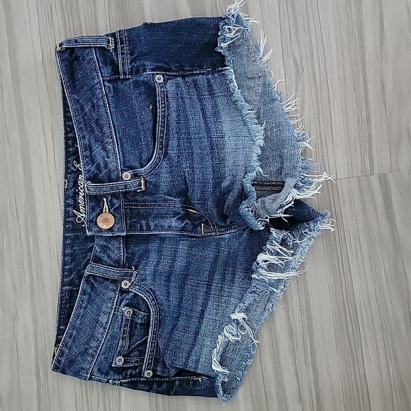 3 for $15 item🎉American Eagle Outfitters Denim Shorts - Picture 1 of 3